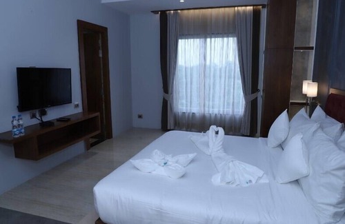 Gwalior Hotel | The Royal Class Hotel
