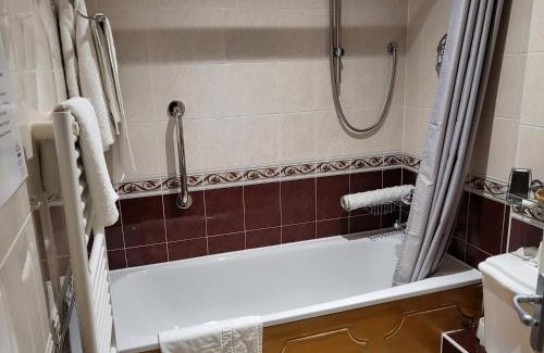 Tywardreath Hotel | The Royal Inn