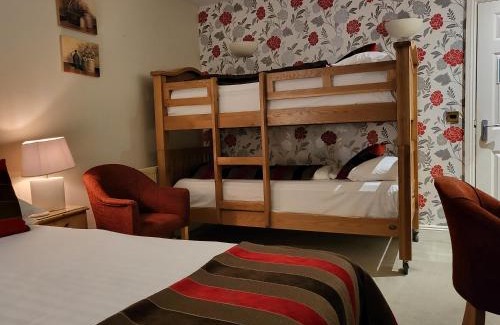 Tywardreath Hotel | The Royal Inn