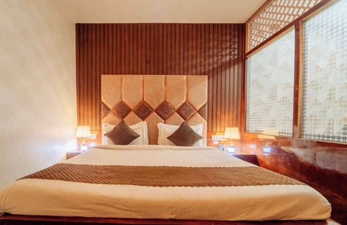 Ajmer Resort | The Royal Paradise Resort and Salt Yard