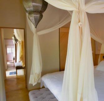 Livingstone Hotel | The Royal Sichango Village