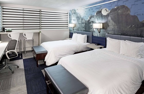 Rapid City Hotel | The Rushmore Hotel & Suites, BW Premier Collection