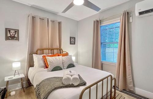North Charleston House | The Saint Murray perfect 2 bedroom minutes to everything