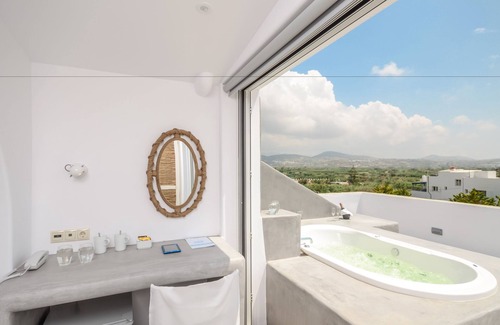 Naxos Town Hotel | The Saint Vlassis