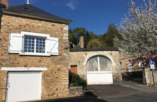 Avoise House | The Salt House