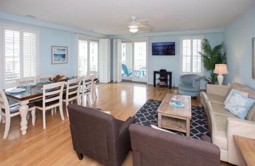 Sandbridge Apartment | The Sanctuary - Getta Tan B238