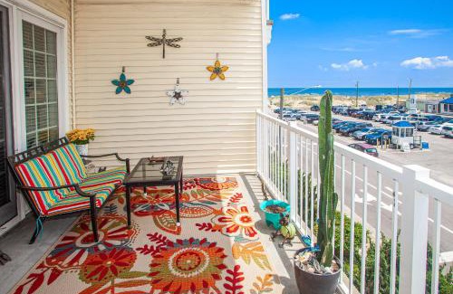 Sandbridge Apartment | The Sandbridge Dunes - Katz Meow 204