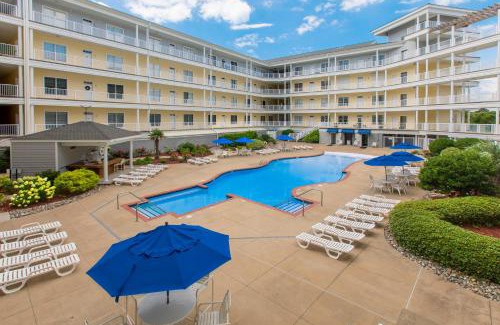 Sandbridge Apartment | The Sandbridge Dunes - Katz Meow 204