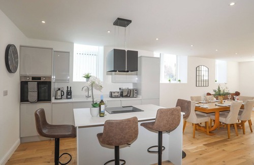 Holyhead Cottage | The School House