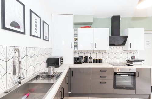 Everton House | The scouse house