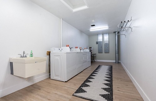 Cody Hotel | The Scout INN