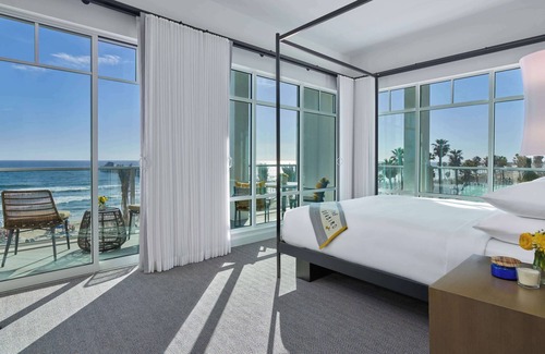 Townsite Hotel | The Seabird Ocean Resort & Spa, Part of Destination Hotel by Hyatt