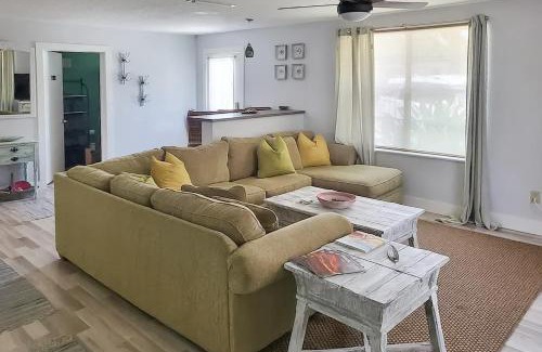 Jacksonville Beach House | The Seashell Retreat Unit A