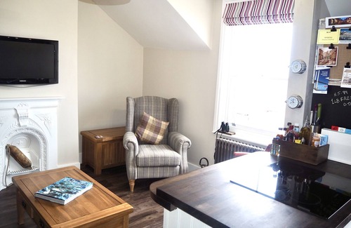 Whitstable Apartment | The Seaview Snug
