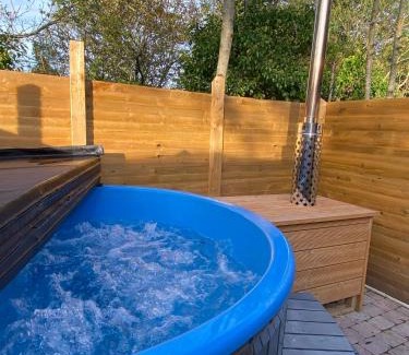 Garvagh Other | The Secret Garden - Hot Tub North Coast Stay
