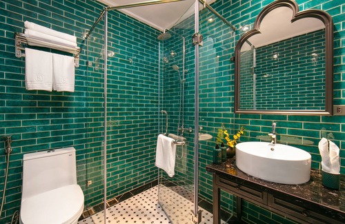 Bai Chay Hotel | The Secret HaLong Hotel
