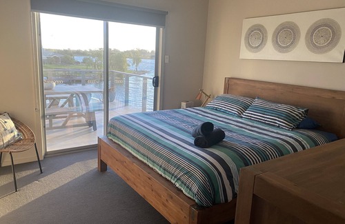 Seymour House | The Shack - Wellington Marina