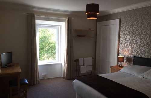 Invergordon Bed & Breakfast | The Shandwick Inn