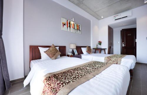 Ngu Hanh Son Hotel | The Shine Hotel & Apartment