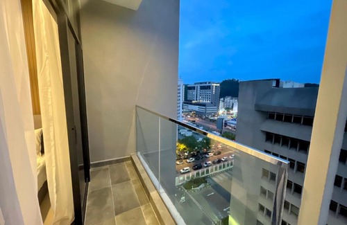 Downtown Kota Kinabalu Apartment | The Shore by the Sea KK