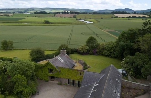 Murthly Apartment | The Sidlaws Rural Retreat Perthshire - sleeps 5 guests in 2 bedrooms