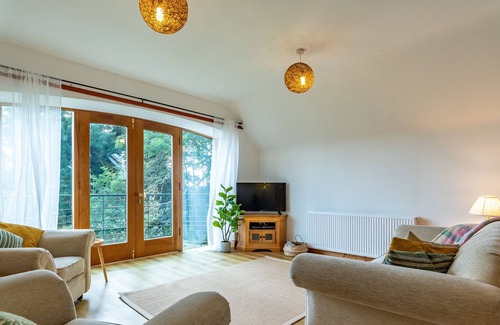 Murthly Apartment | The Sidlaws Rural Retreat Perthshire - sleeps 5 guests in 2 bedrooms