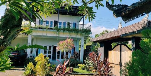 Kalibukbuk Villa | The Sinaba villa