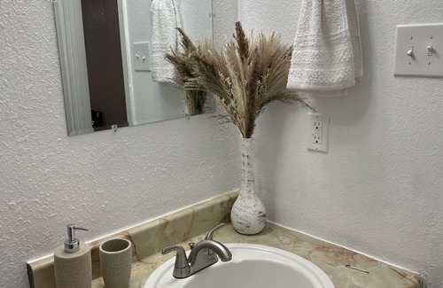 Eagle Pass Apartment | The Sinai is a Cozy Place