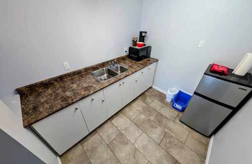 Alert Bay Apartment | The Sitka Suite, Central Apartment, Waterfront, 2 Beds