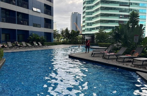 Pio del Pilar Condo | The Skyline Oasis condo right in the heart of Makati City