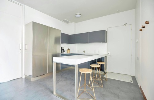 Fashion District Apartment | The Slate Hotel Downtown, Sonder by Marriott Bonvoy