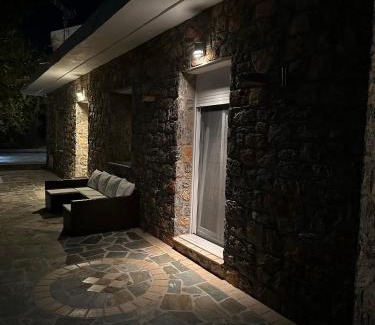 Seta House | The Small Mountain house