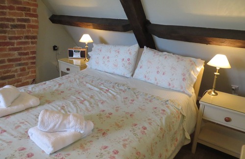 Ingoldisthorpe Cottage | The Smithy