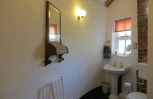Ingoldisthorpe Cottage | The Smithy