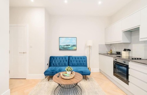 Tooting Apartment | The Solo Haven 20 Min to Central