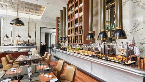 Kuala Lumpur Hotel | The St. Regis Kuala Lumpur