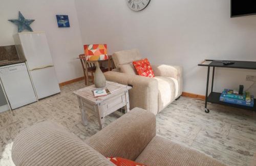 Rosudgeon House | The Stable