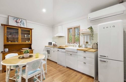 Willunga Apartment | "The Stables" at Strong Farmers Retreat Willunga