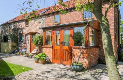 Roos House | The Stables