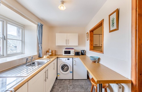 Corwen House | The Stables - Three Bedroom House, Sleeps 6