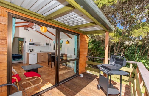 Okiato Cottage | The Stables Wairoro Park - Russell Holiday Home