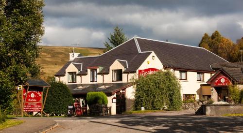 Roybridge Hotel | The Stronlossit Inn