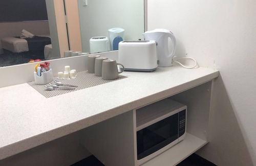 Katherine Hotel | The Stuart Hotel-Motel