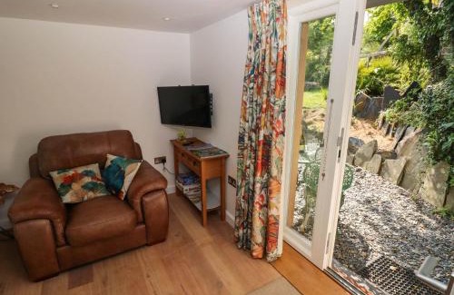 Newport House | The Studio at Dan y Garn