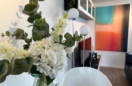 Grimsby Apartment | The Studio by Hip Haus
