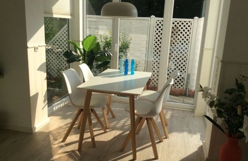 Lutt Kiepenbarg Apartment | The stylish and very tasteful 55 m² apartment is located in a