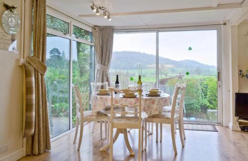Easthope House | The Summer House