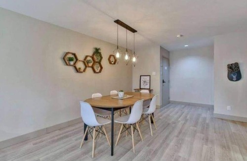 Mont-Tremblant House | The Sunny half croissant