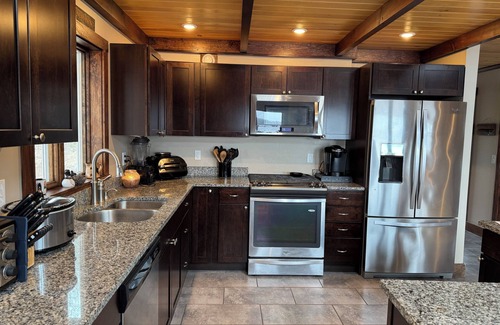 Belfast Ski Chalet | The Swan Lake House-Lakefront home with private beach