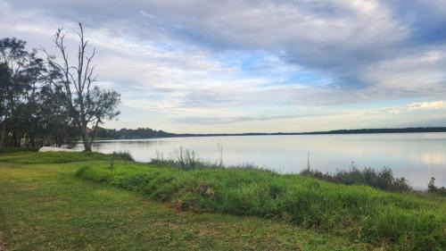 Buff Point House | The Swan Lakehouse, on Budgewoi Lake